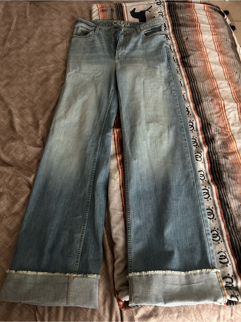 Kimes Ranch Wide-Leg Jeans in Light Blue Wash